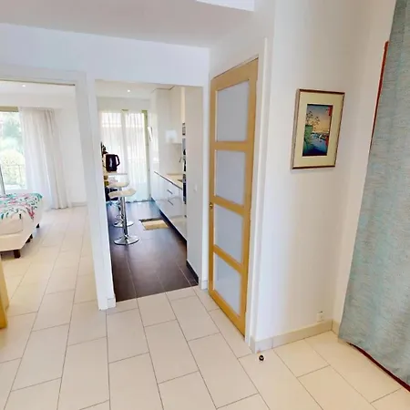 49gp - Spacieux Et Beau 2p Face Apartment