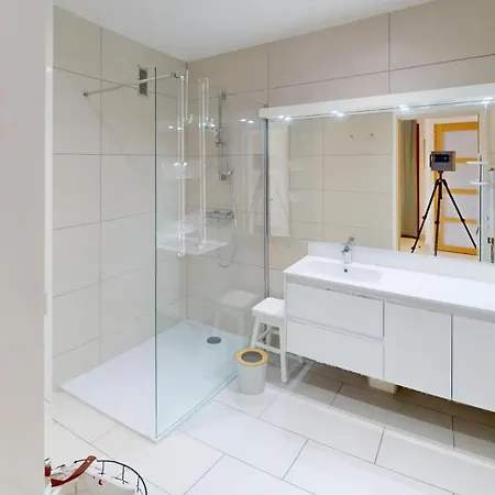 Apartment 49gp - Spacieux Et Beau 2p Face Menton